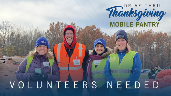Voluntarios de Acción de Gracias de Second Harvest